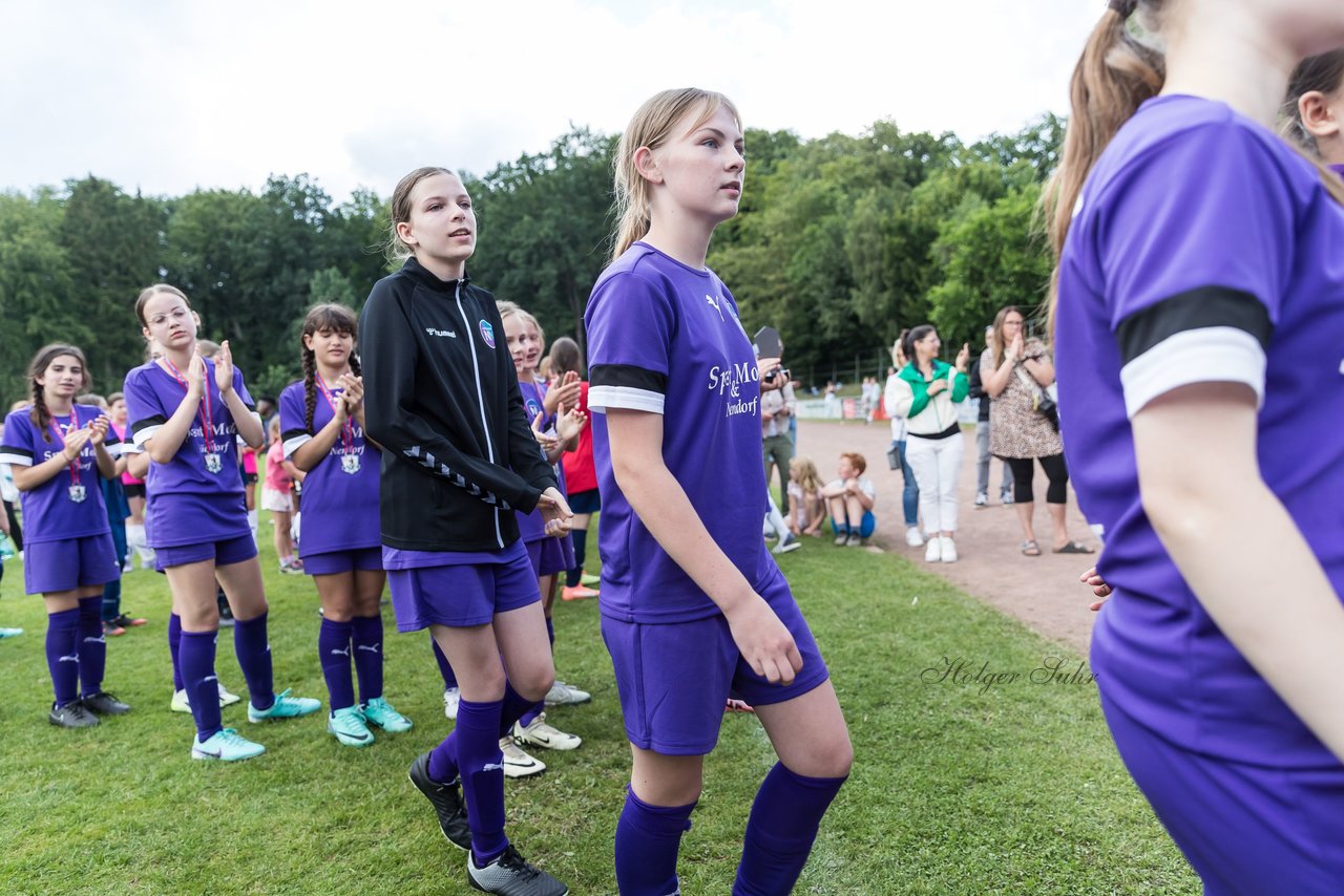 Bild 176 - Loewinnen Cup